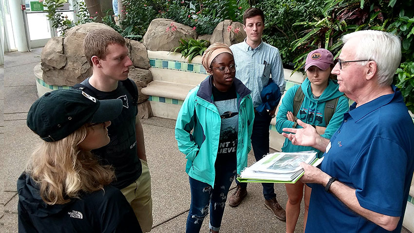 Study Away students visit Phipps Conservatory in Pittsburgh